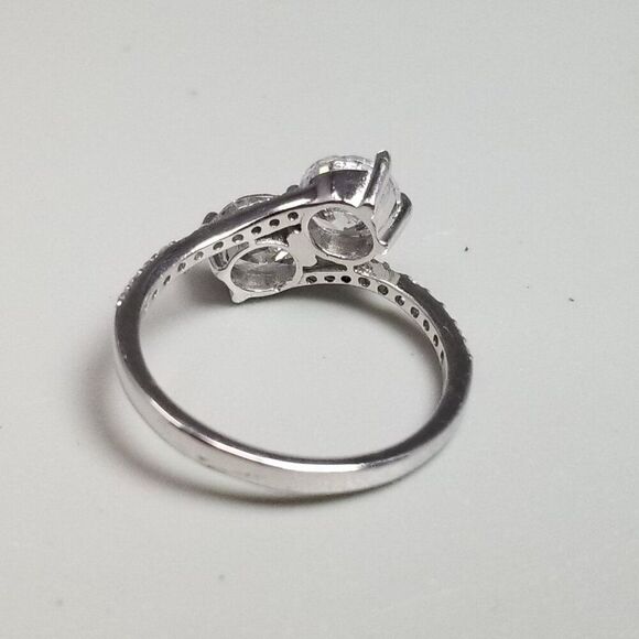 Vintage Sterling Silver CZ Bypass Style Ring, Size 6 Band, Missing Stone, Estate - Picture 6 of 9